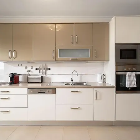 Cozy Modern 111 By Destination Algarve * Лагуш